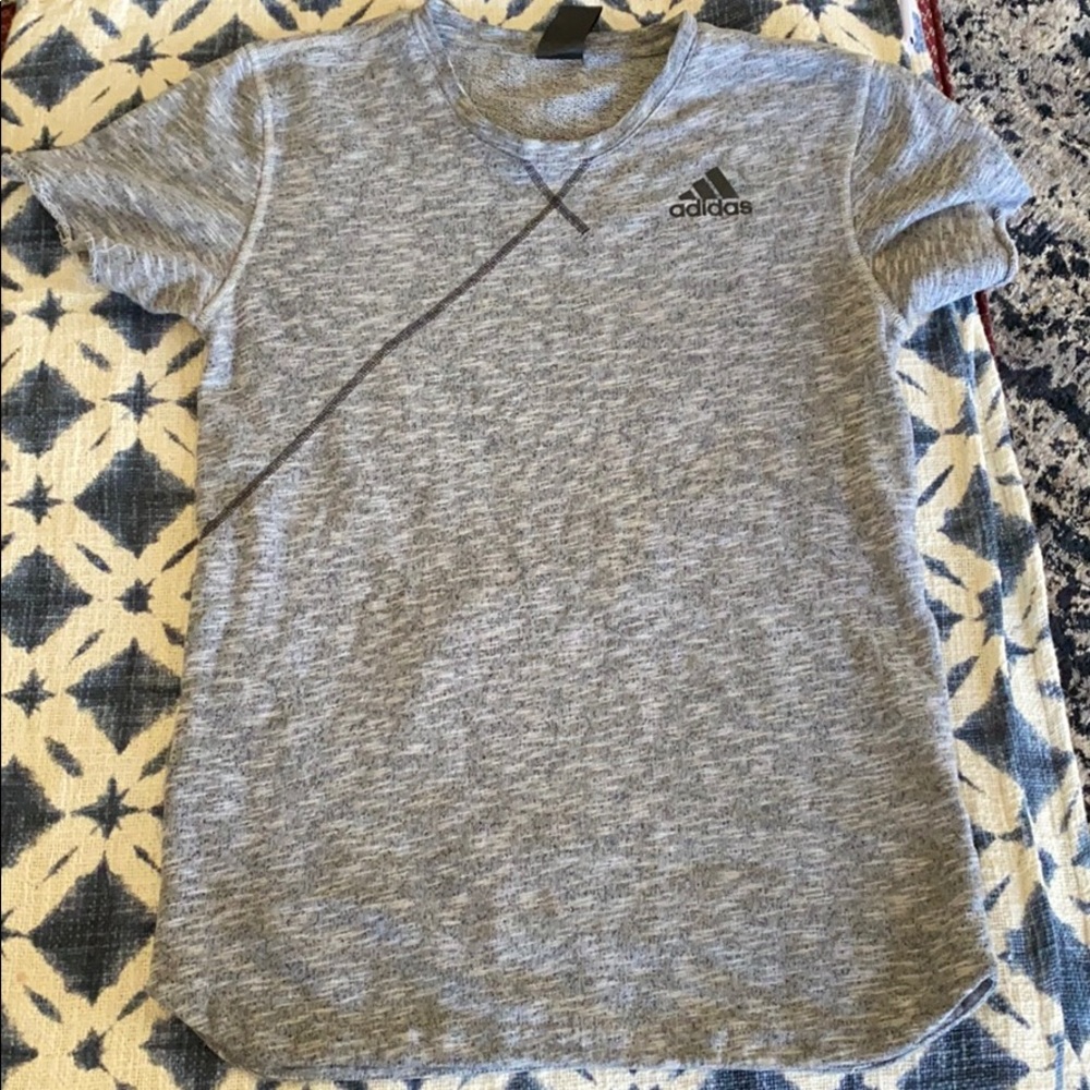 Adidas men’s basketball cross up tee training sm